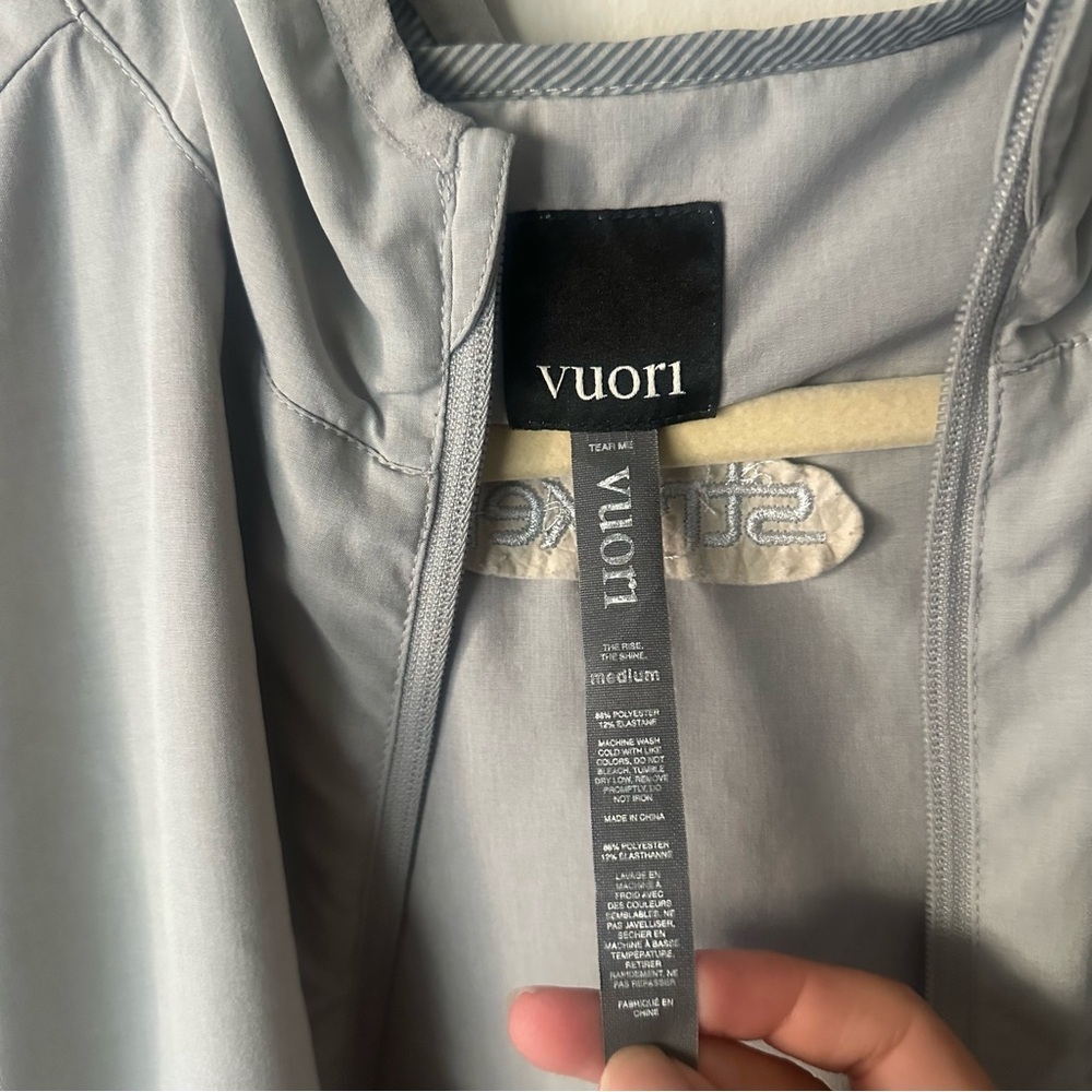 Vuori Outdoor Trainer Shell in Light Grey Medium - Picture 16 of 16